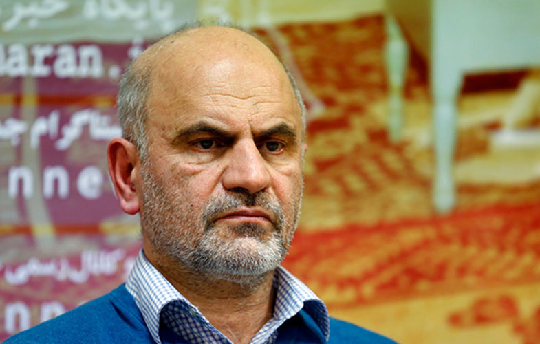 فرشادمومنی