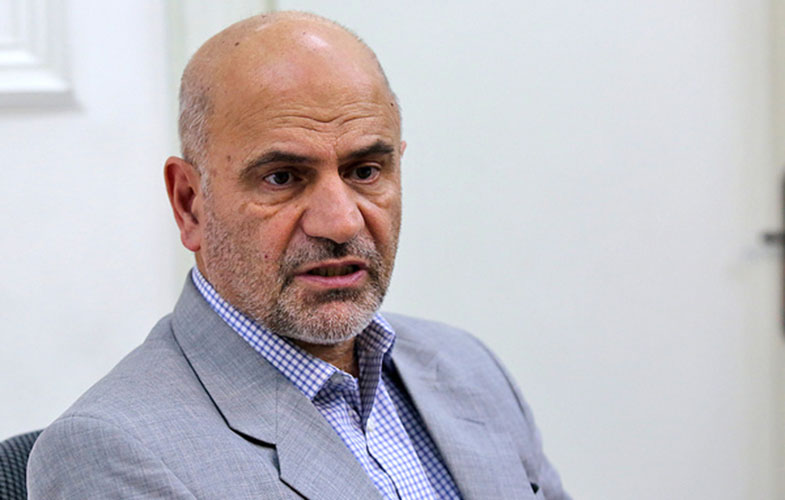 فرشادمومنی