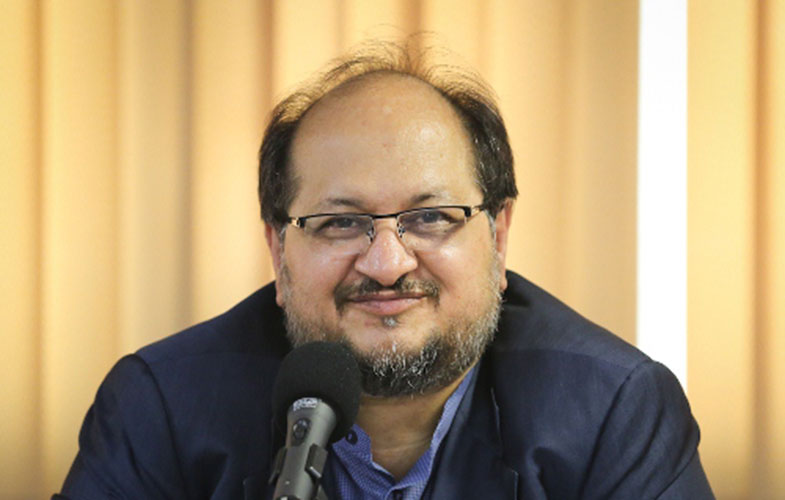 شریعتمداری