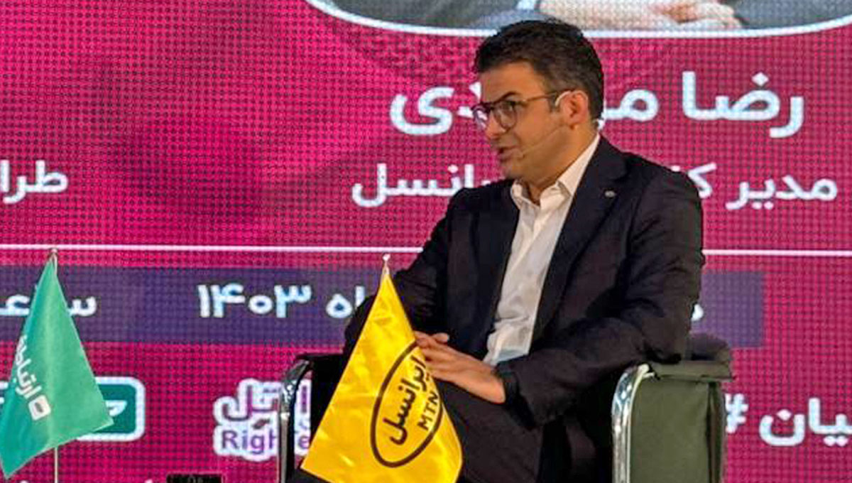 بررسی چالشهای اپراتوری در پنل تخصصی نمایشگاه الکامپ با حضور ایرانسل 1 irancell elecomp brand