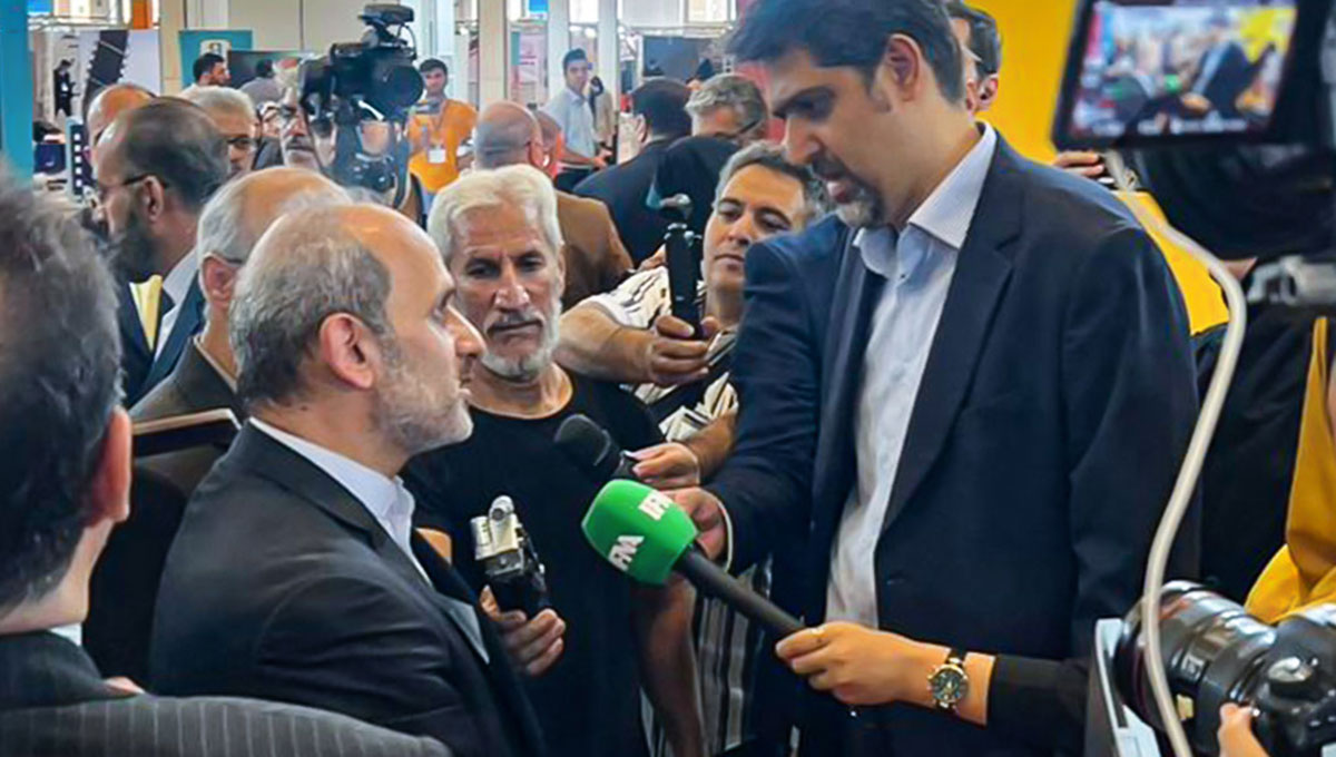 بازدید رئیس سازمان صداوسیما از غرفه ایرانسل در نمایشگاه رصتا 1 irancell rasta irib visit